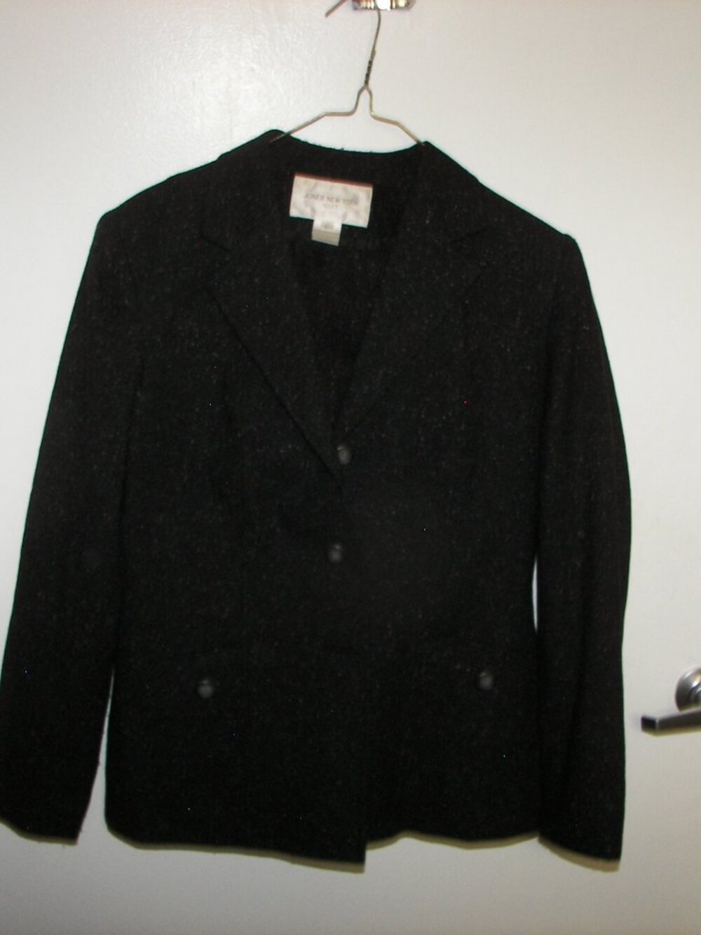 Jones New York black speckled suit jacket and skirt Size 12